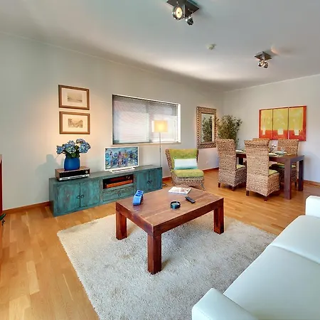 Marina Sea Residence *